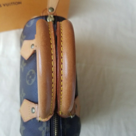 Louis Vuitton🌸 Mini Speedy HL 🦄
No Strap - Picture 3 of 8